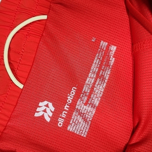 🧡 All in Motion short size M - Picture 2 of 4